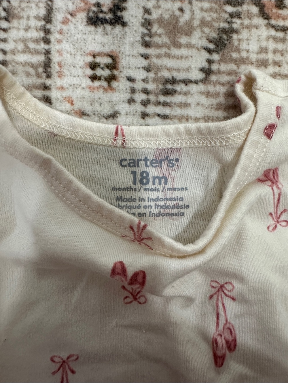 Old Navy Purple Long Sleeve Tee with Winter Animal Graphic - Picture 3 of 11